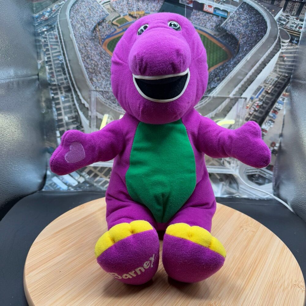 Vintage Barney the Purple Dinosaur Play Along 1998 Hasbro Playskool Plush